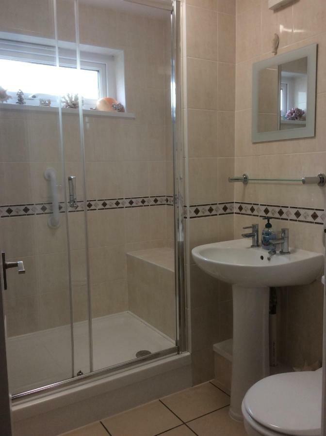 Dawlish Warren Apartments Екстер'єр фото